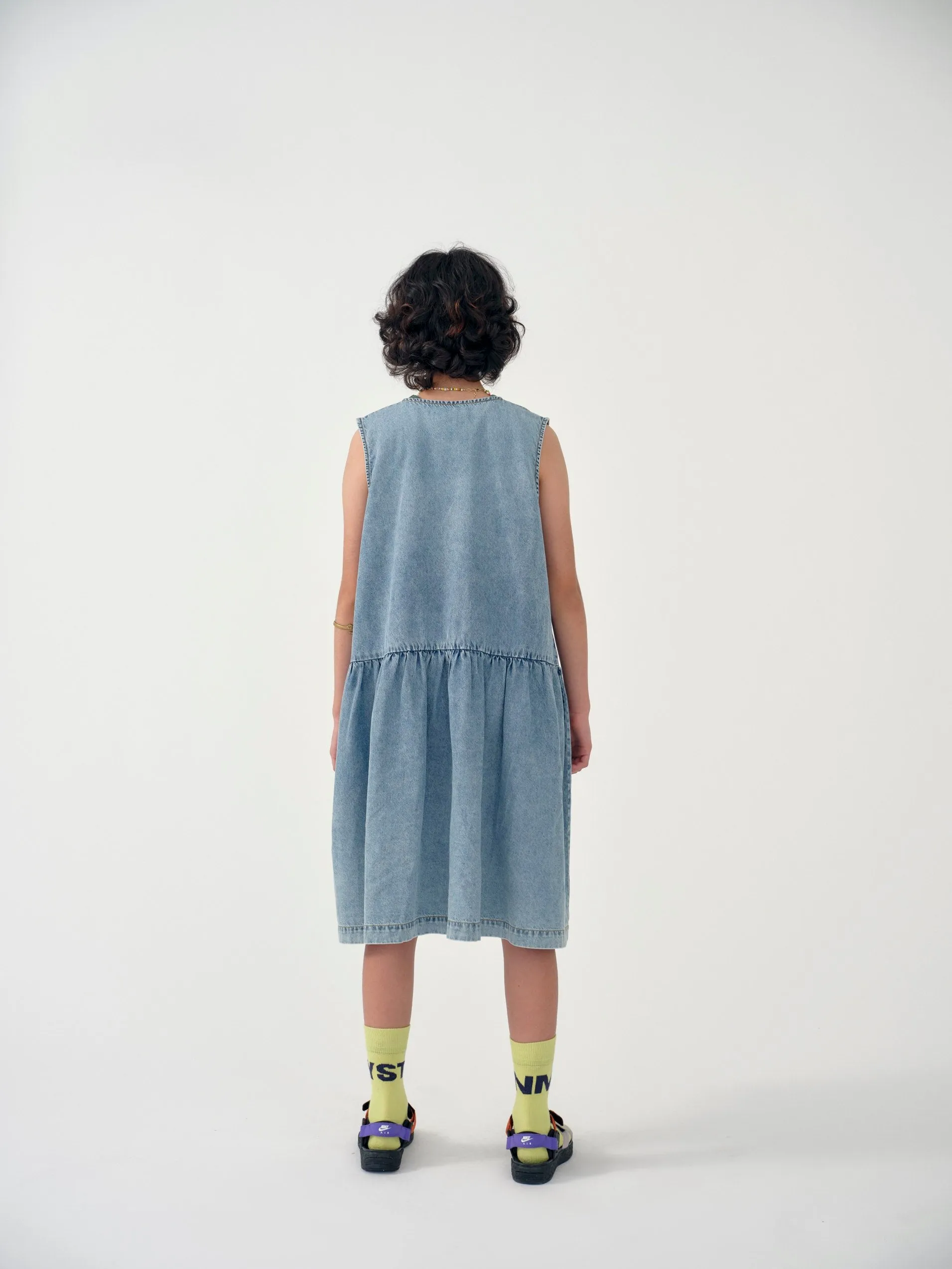 Dress Button Fade Out Blue