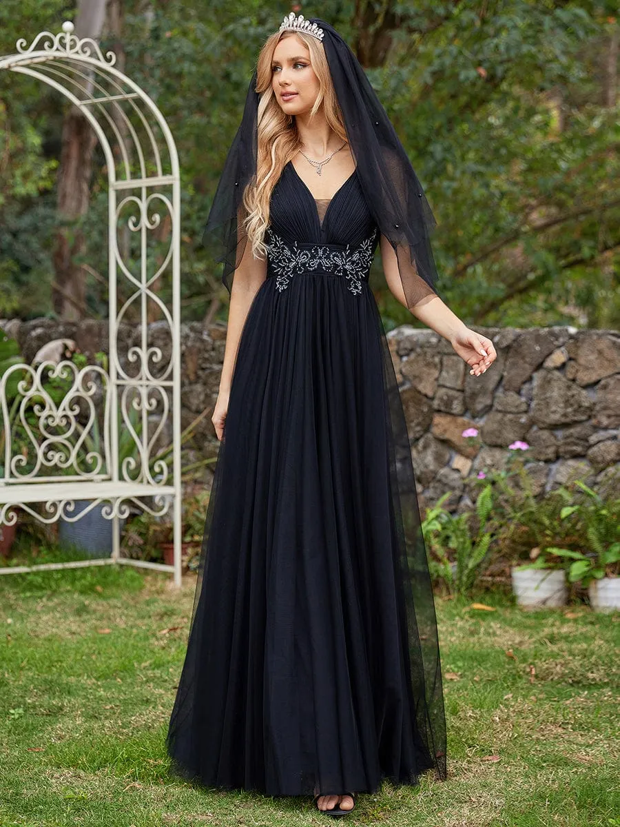 Elegant Sleeveless V-Neck A-Line Dress in Black
