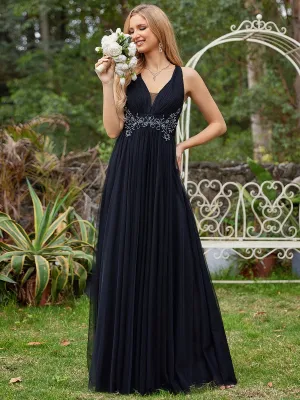 Elegant Sleeveless V-Neck A-Line Dress in Black
