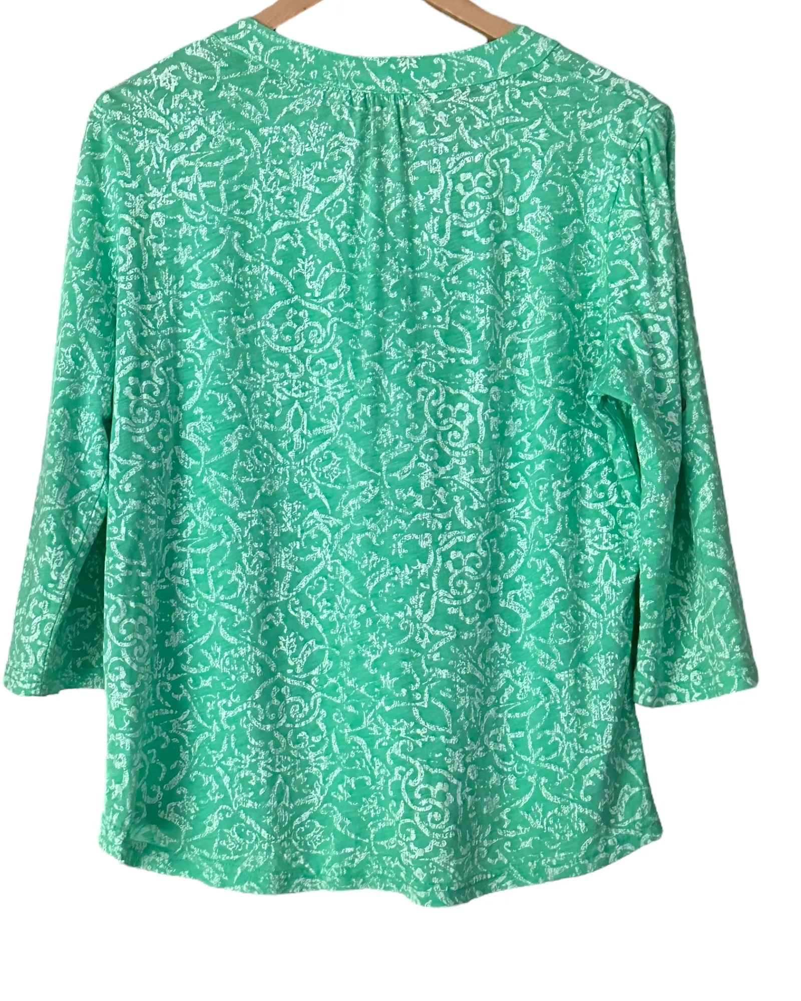 Light Spring Pistachio Print Split-Neck Button Top