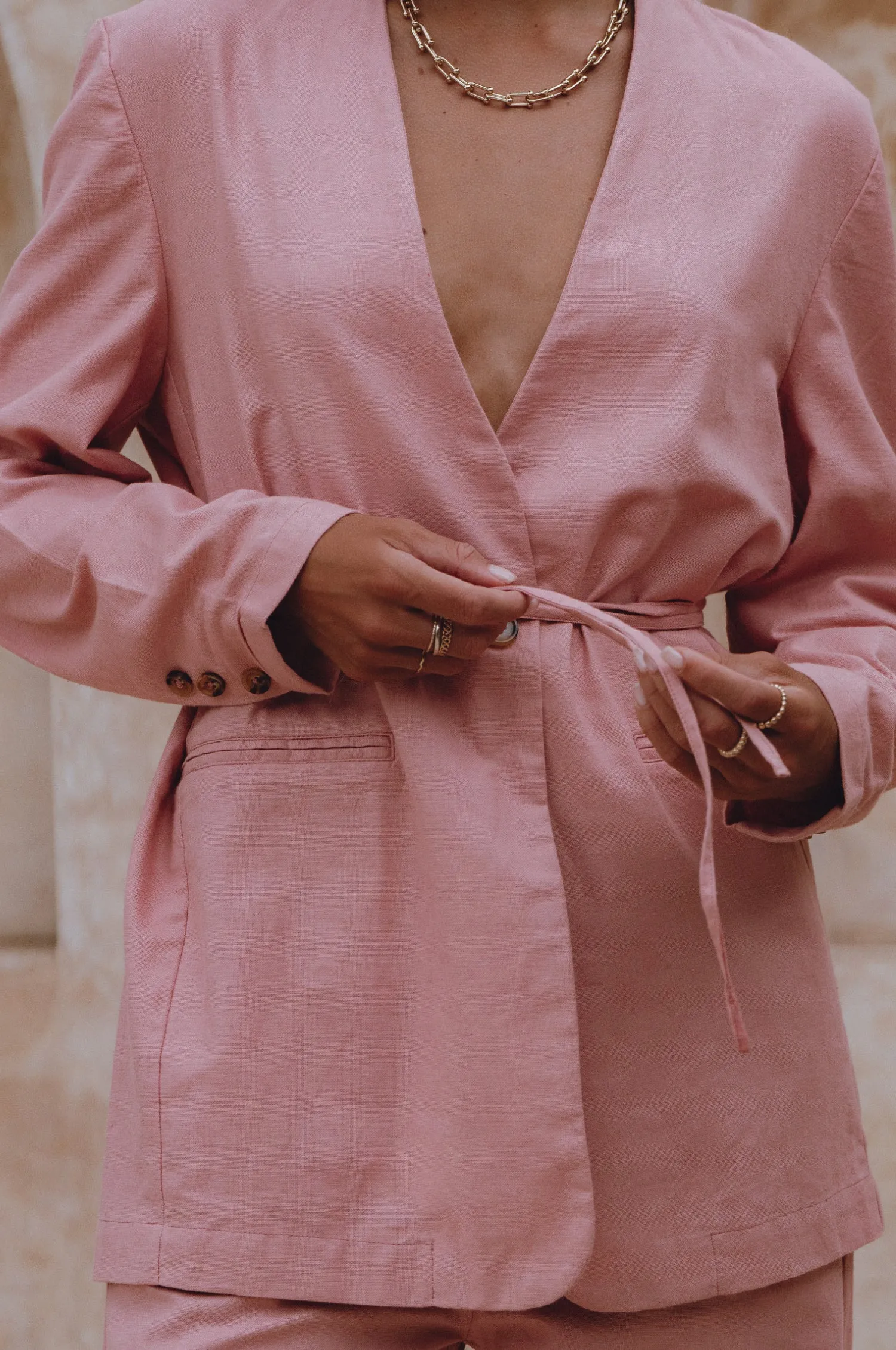 Mia Linen Blazer
