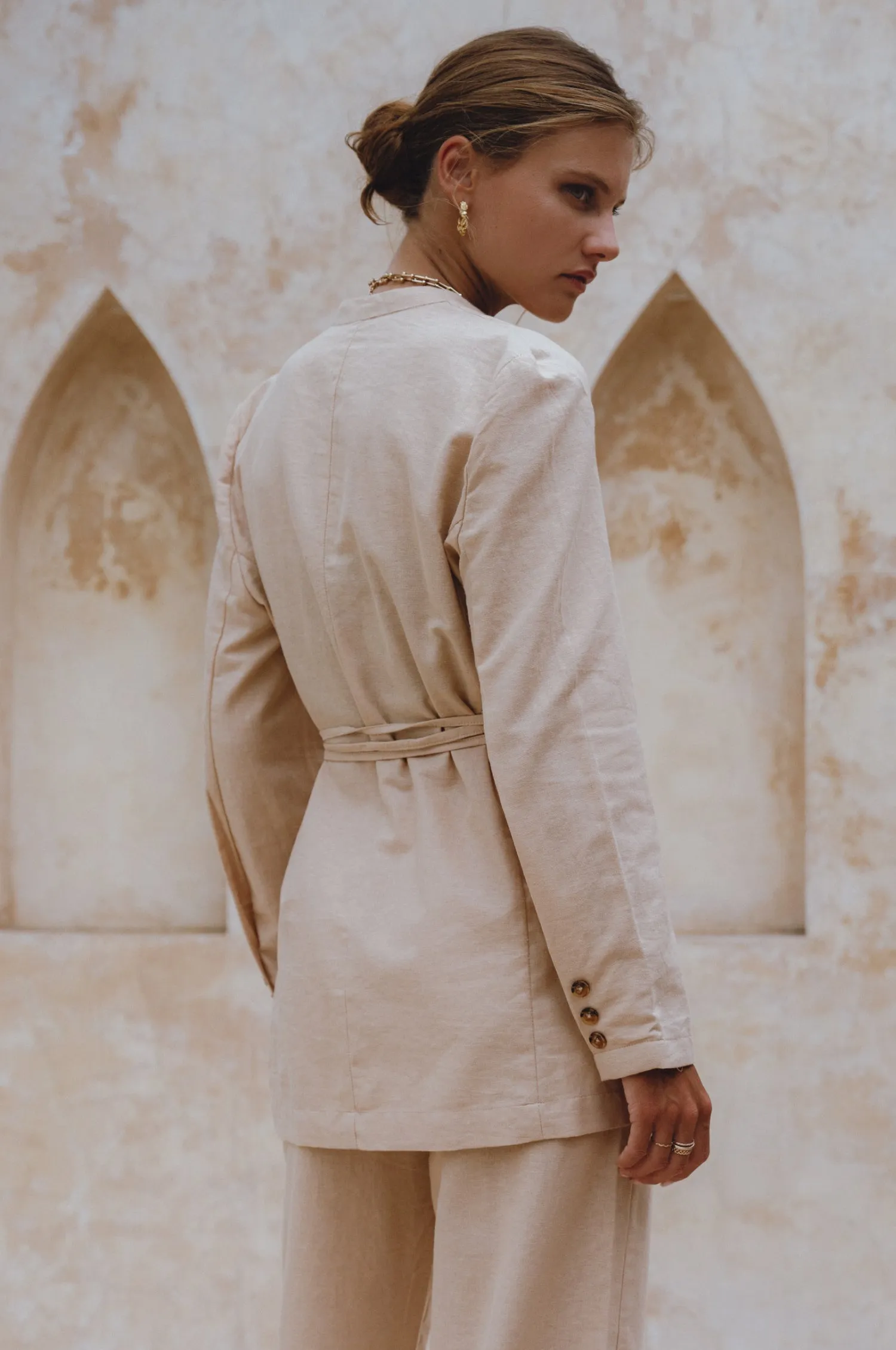 Mia Linen Blazer