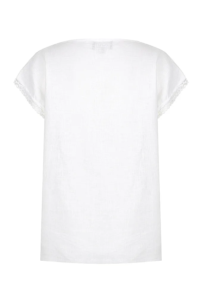 Èze Lace Trim Top – Feminine Detailing for Your Capsule Wardrobe